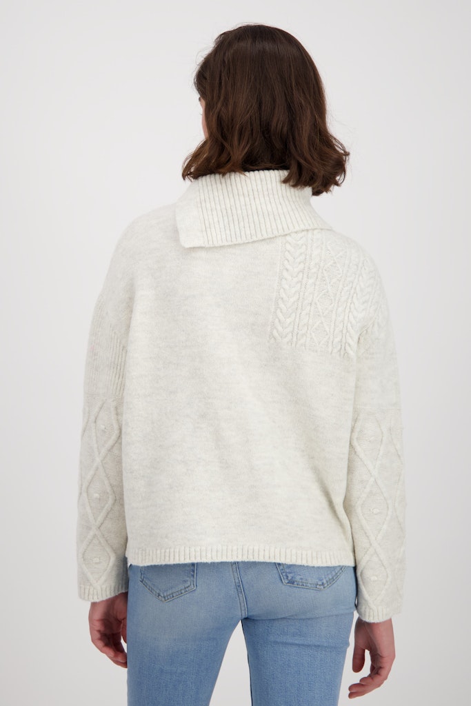Pullover stone 3